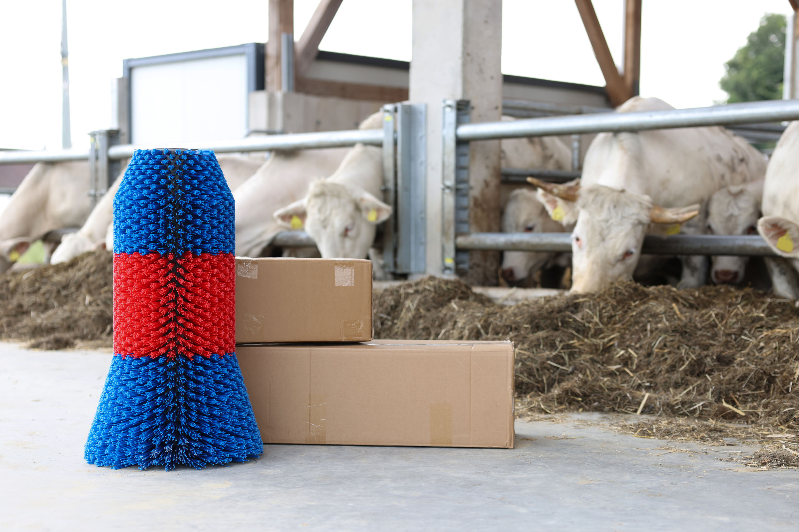 Kratzbürste HAPPYCOW FlexiSwing - Kerbl 18670 Kratzbürste HAPPYCOW FlexiSwing von Kerbl 18670