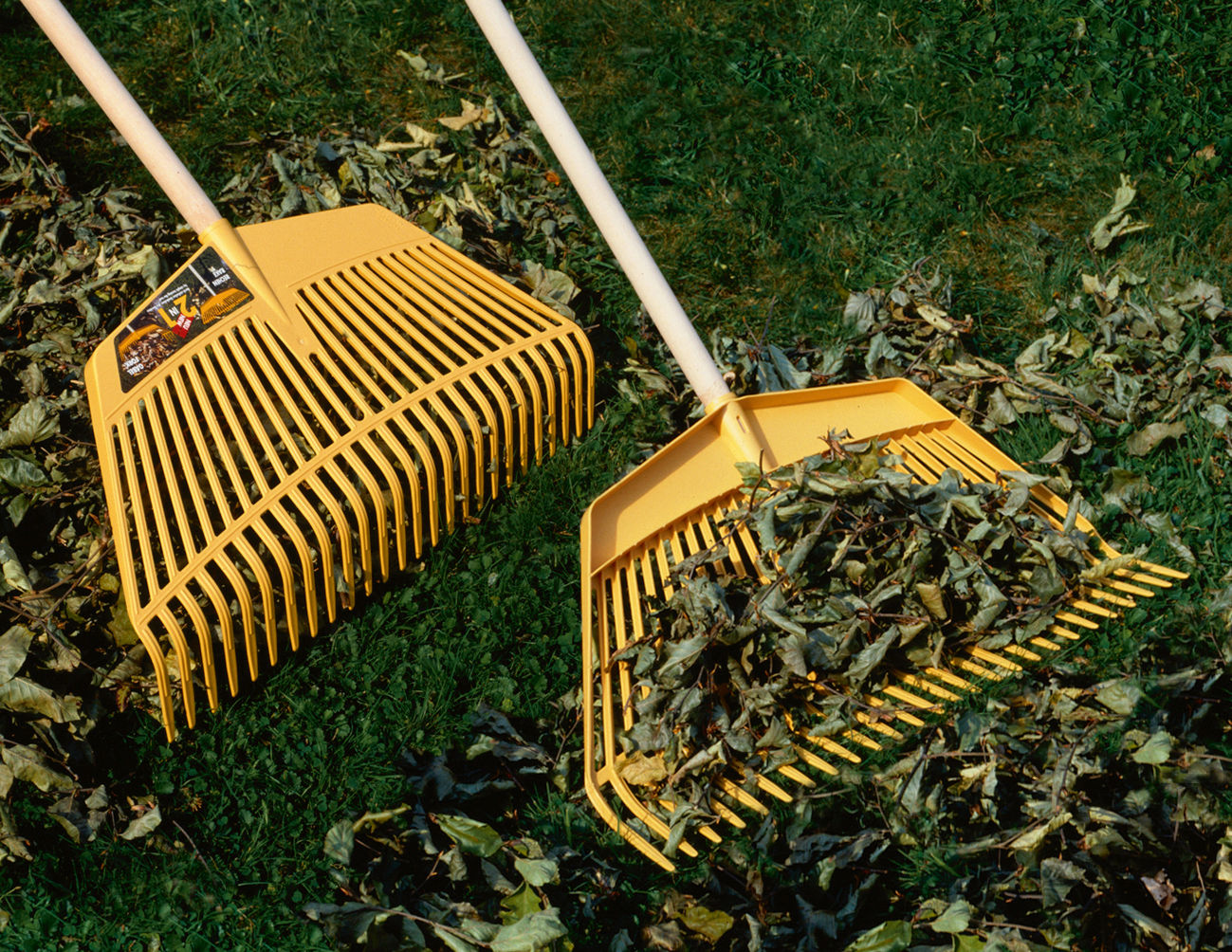 Laubrechen 45 cm (20 Zinken) - Kerbl 29365 Laubrechen 45 cm (20 Zinken) von Kerbl 29365