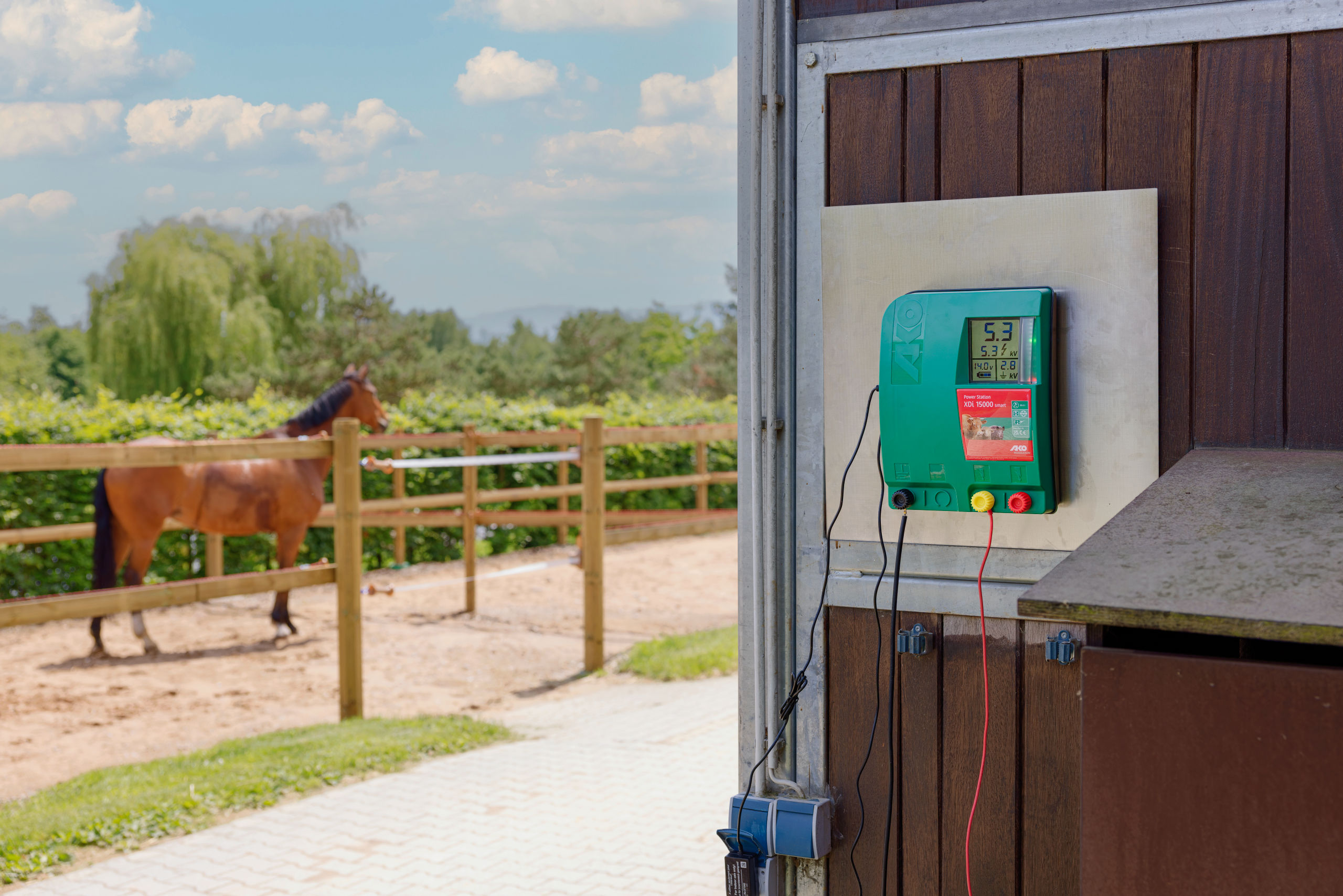 AKO Power Station XDI 15000 smart 12V/230V Weidezaungerät - AKO 372936 AKO Power Station XDI 15000 smart 12V/230V Weidezaungerät von AKO 372936