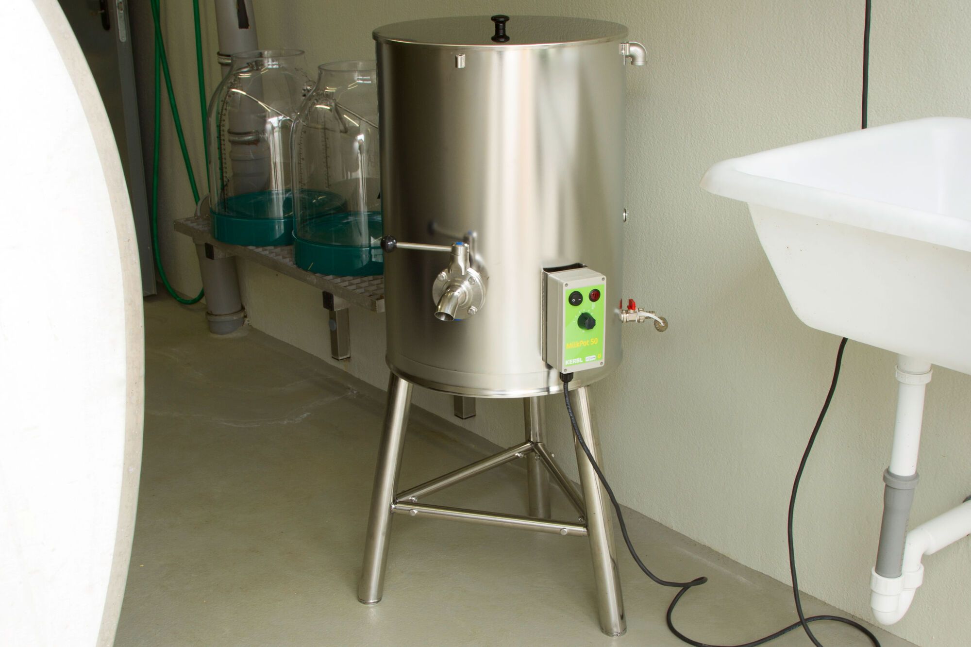 MilkPot 50 Milcherwärmer 50 Liter, 2500 Watt - Kerbl 141450 MilkPot 50 Milcherwärmer 50 Liter, 2500 Watt von Kerbl 141450