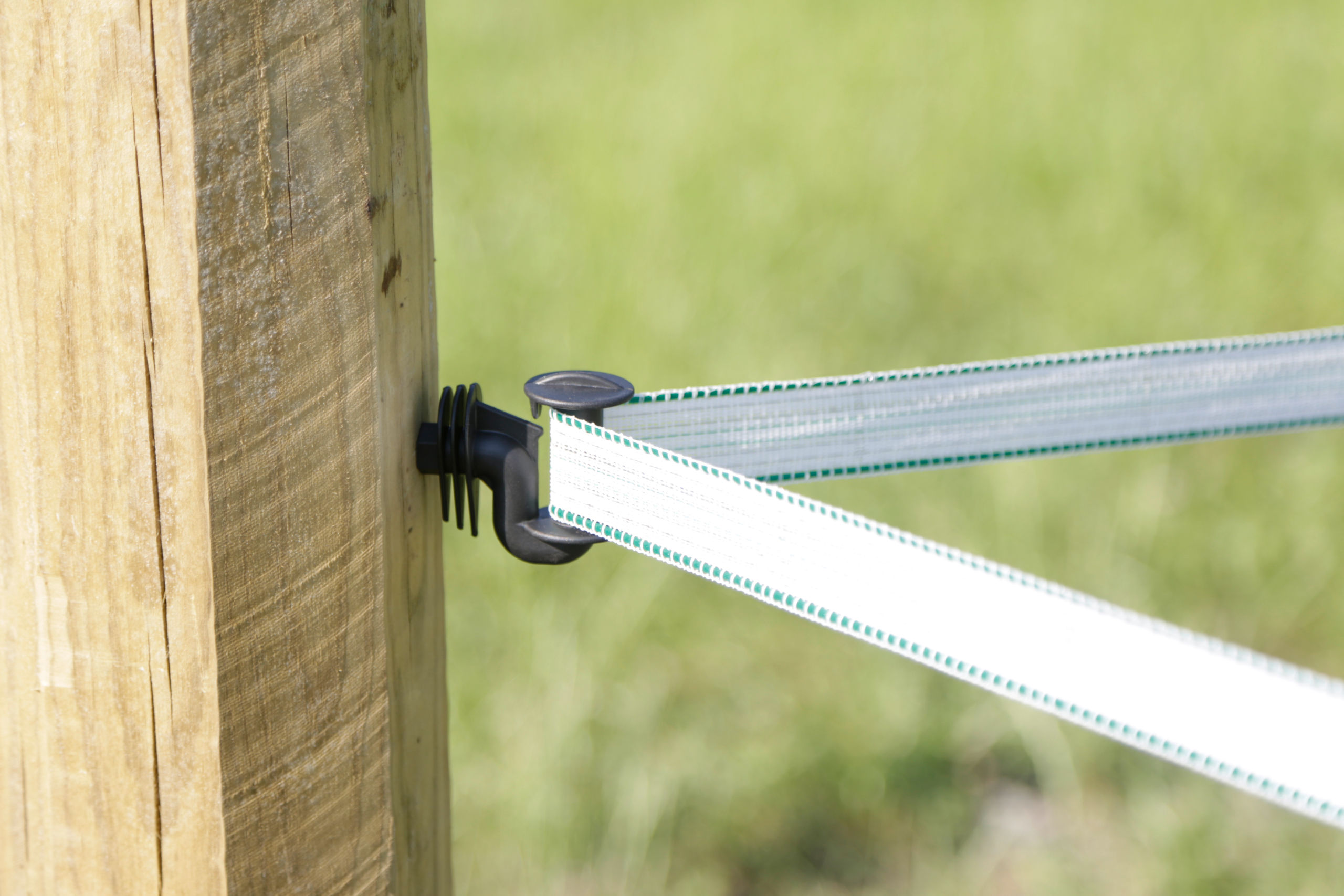 Band-Eckisolator Cavallo 40mm mit Holzgewinde | 10 Stück von AKO 441376
