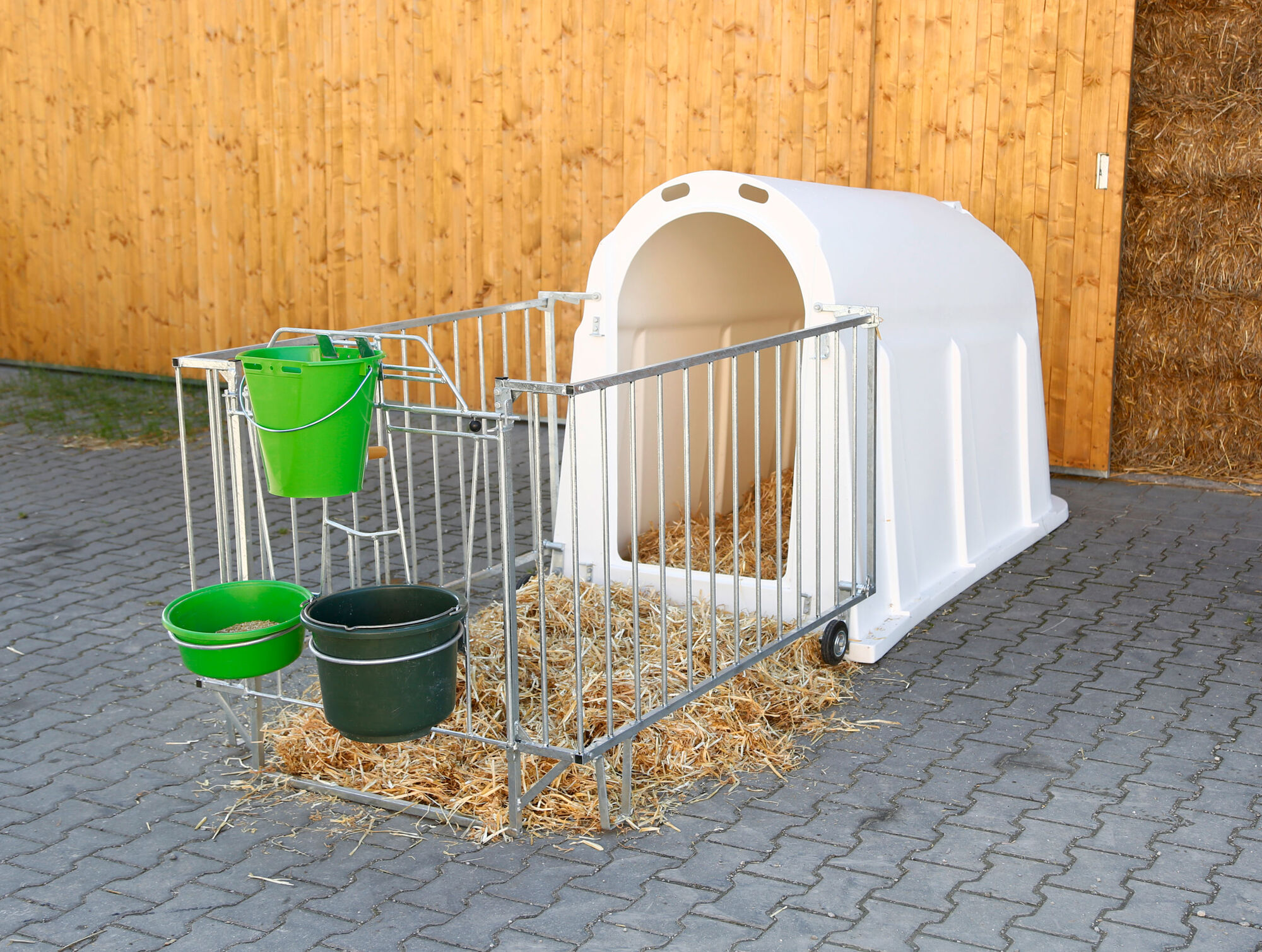 Kälberiglu CalfHouse PE UV+ mit leichter Umzäunung - Kerbl 14566 Kälberiglu CalfHouse PE UV+ mit leichter Umzäunung von Kerbl 14566
