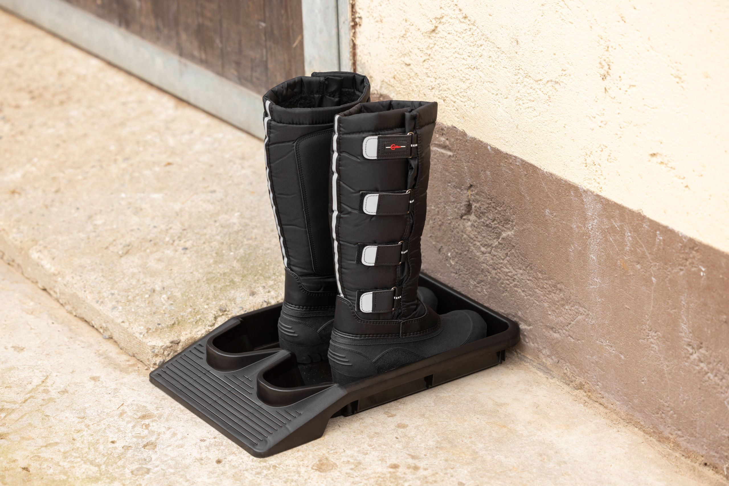 Ausziehwanne für Schuhe / Stiefel EasyOut - Kerbl Ausziehwanne für Schuhe / Stiefel EasyOut von Kerbl