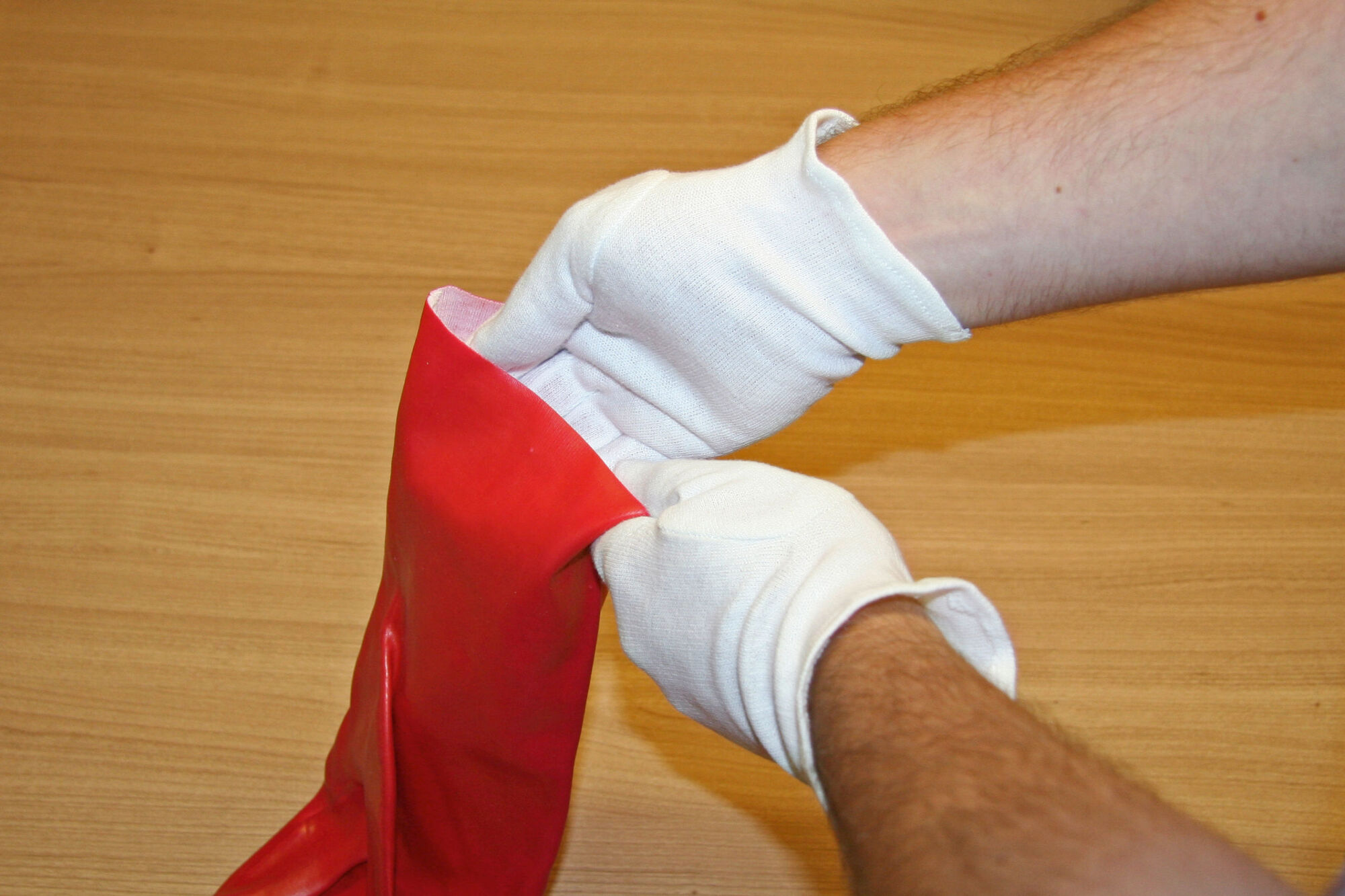 Baumwoll-Trikot-Handschuh DermaTex - Kerbl Baumwoll-Trikot-Handschuh DermaTex von Kerbl