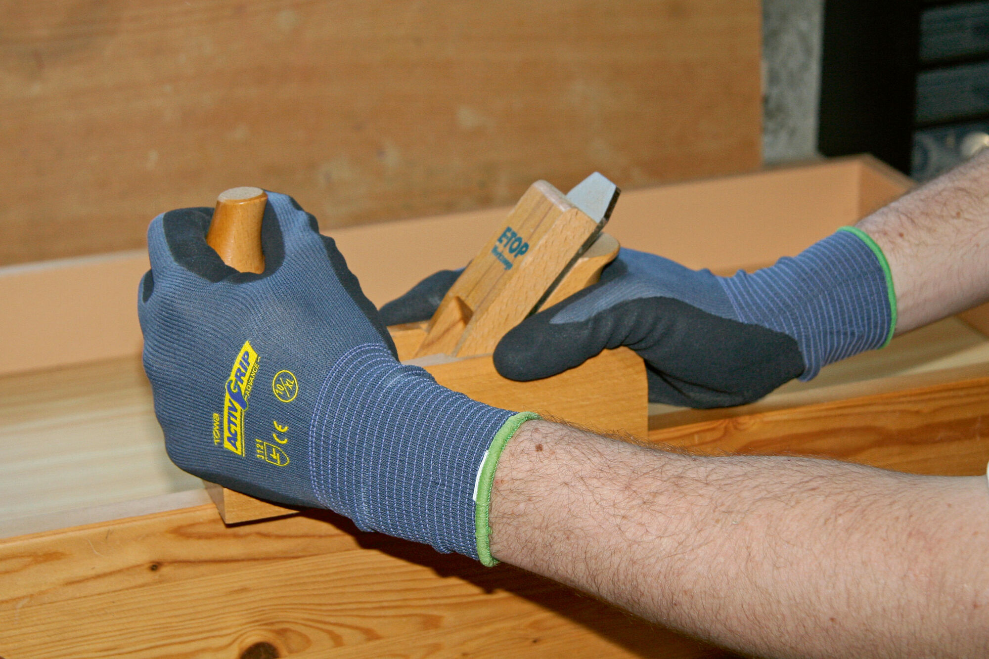Feinstrickhandschuh "ActivGrip Advance" - TOWA Feinstrickhandschuh "ActivGrip Advance" von TOWA