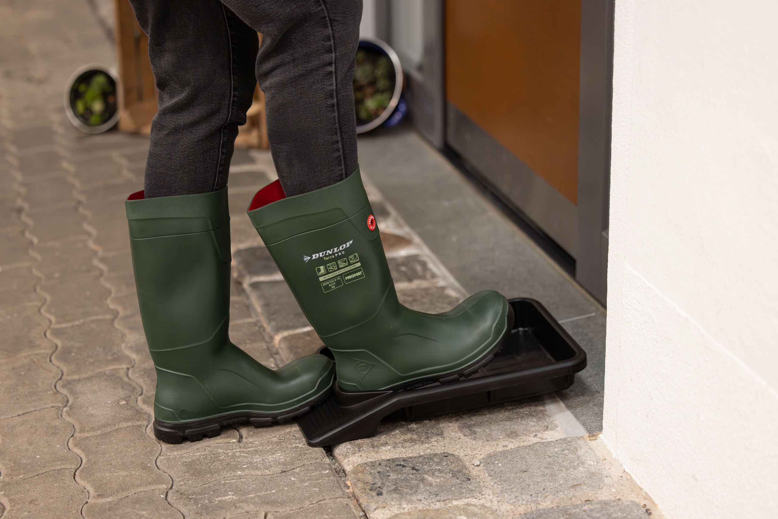 Ausziehwanne für Schuhe / Stiefel EasyOut - Kerbl Ausziehwanne für Schuhe / Stiefel EasyOut von Kerbl