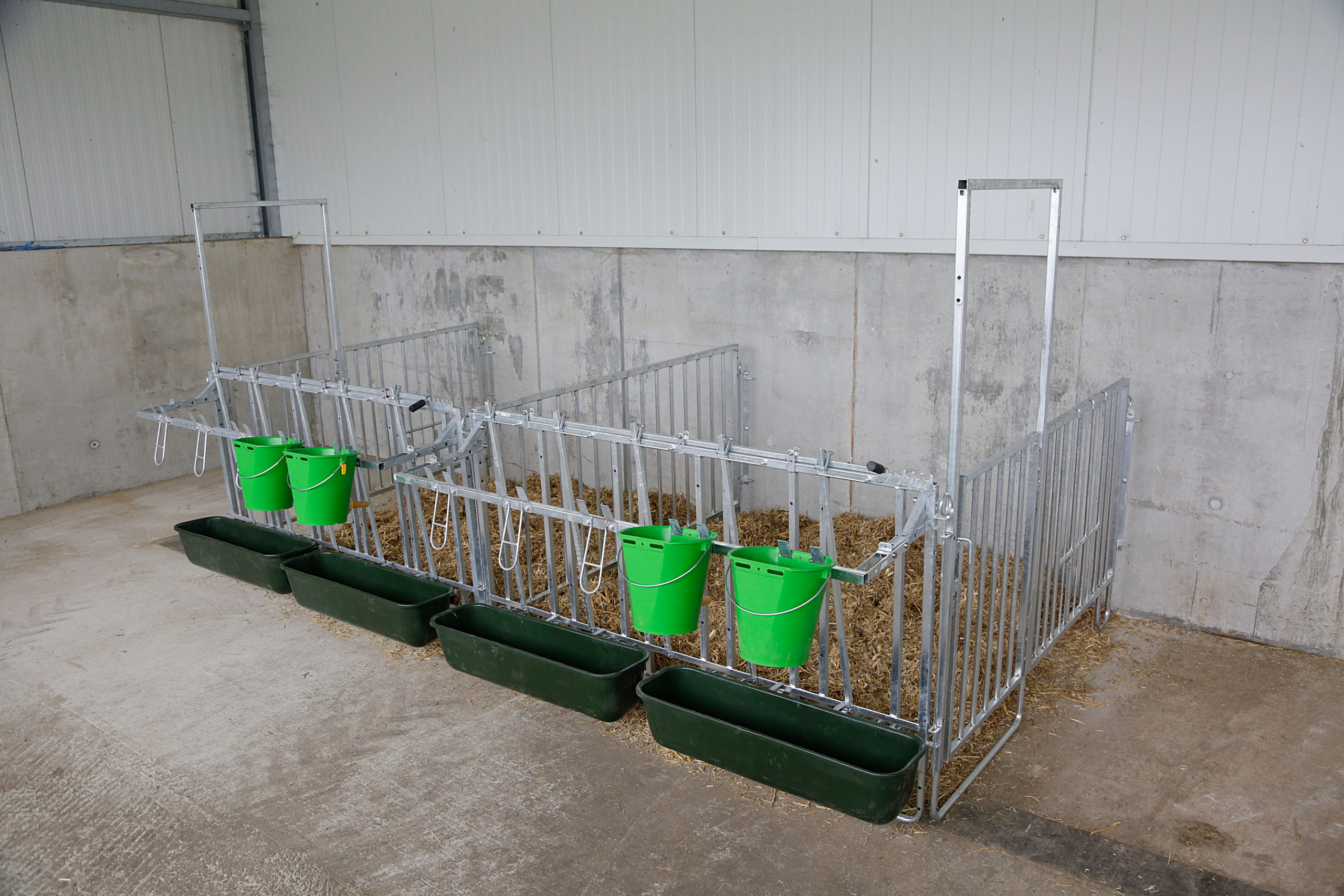 Fressgitter 5 Plätze mit Troghalter für modulare Zaunaufstallung - Kerbl 14493 Fressgitter 5 Plätze mit Troghalter für modulare Zaunaufstallung von Kerbl 14493