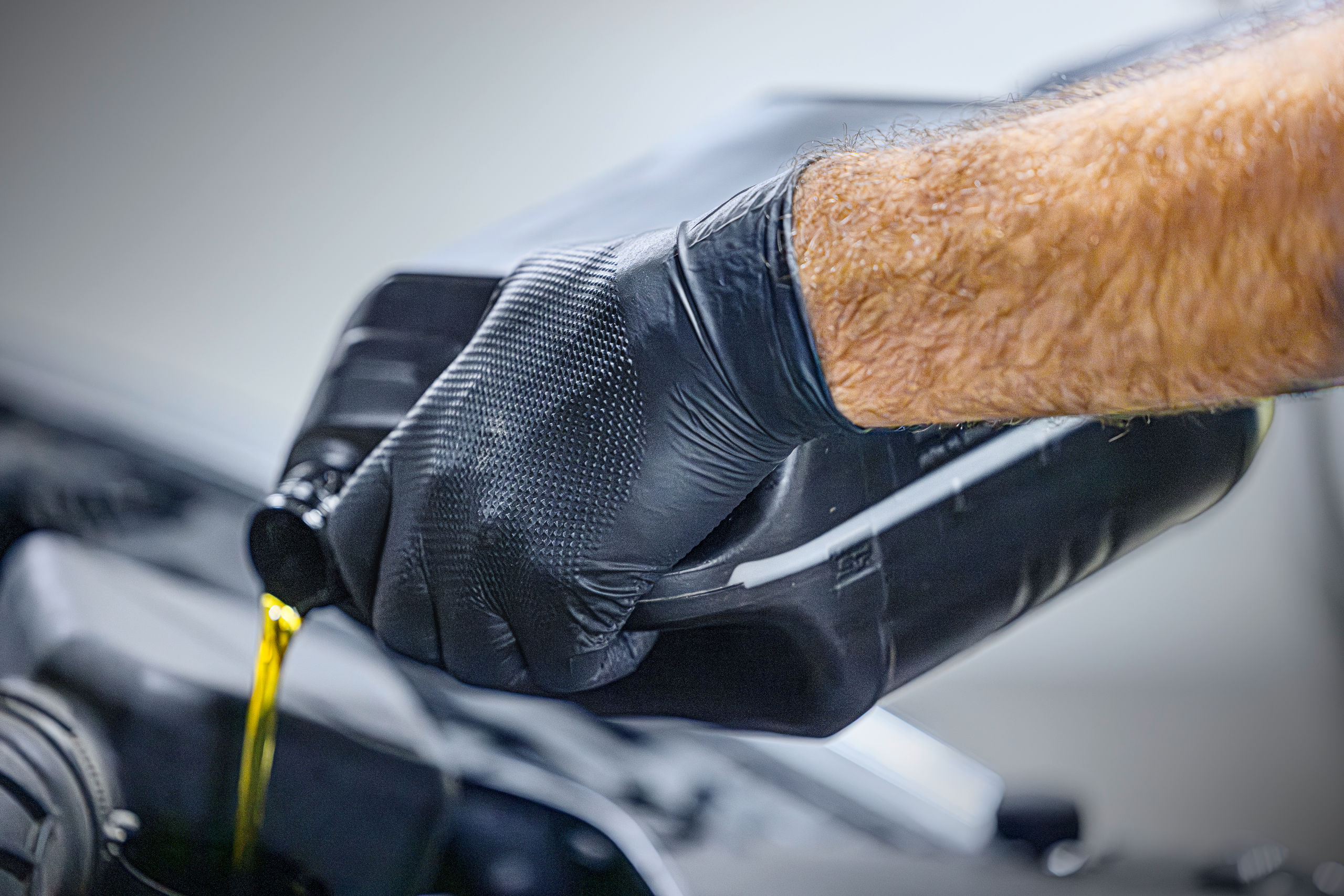 Einmalhandschuh Nitril X-Grip Black 240mm | 50 Stück von Kerbl