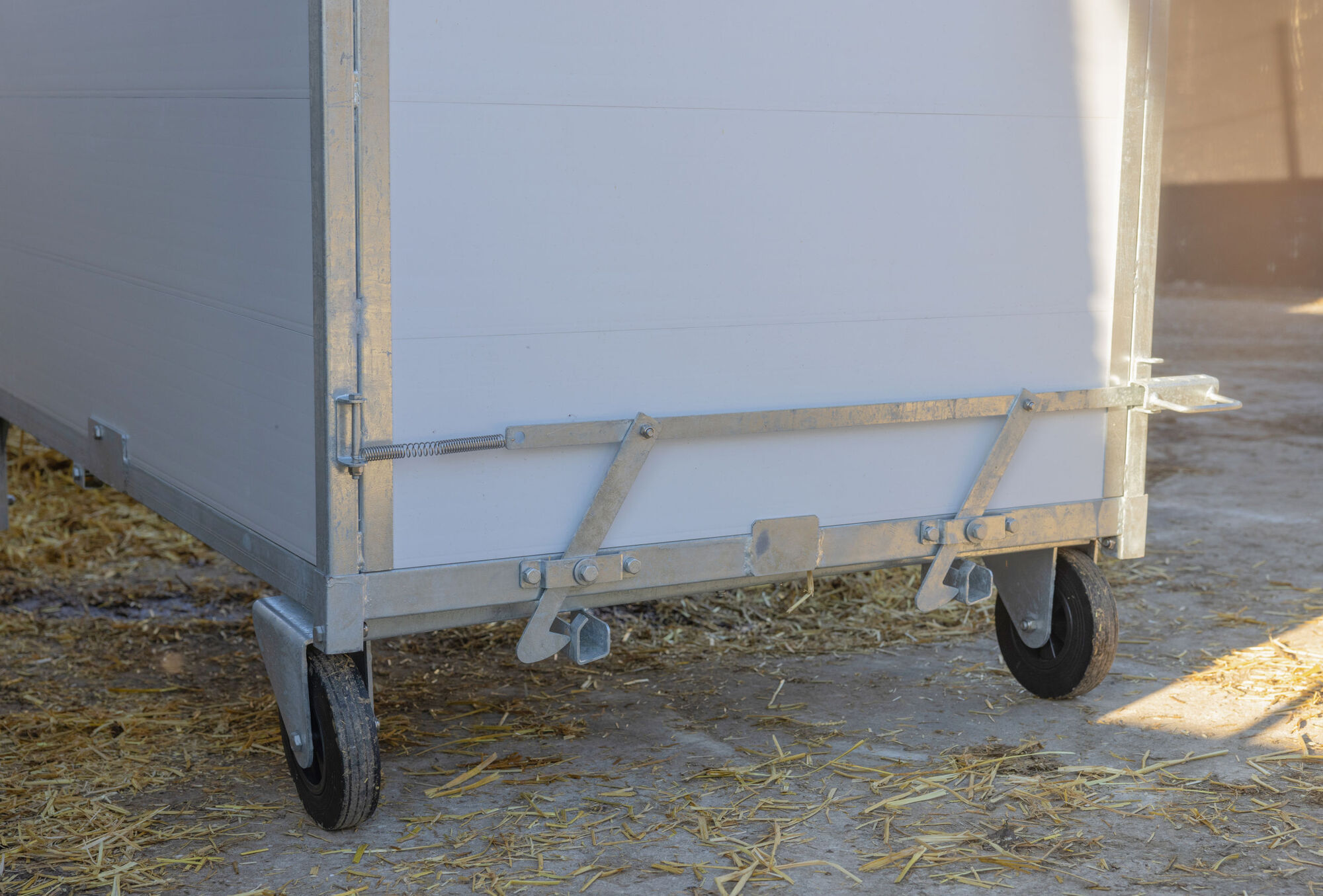 Kälberbox Premium mit schwenkbarem Boden - Kerbl 14616 Kälberbox Premium mit schwenkbarem Boden von Kerbl 14616