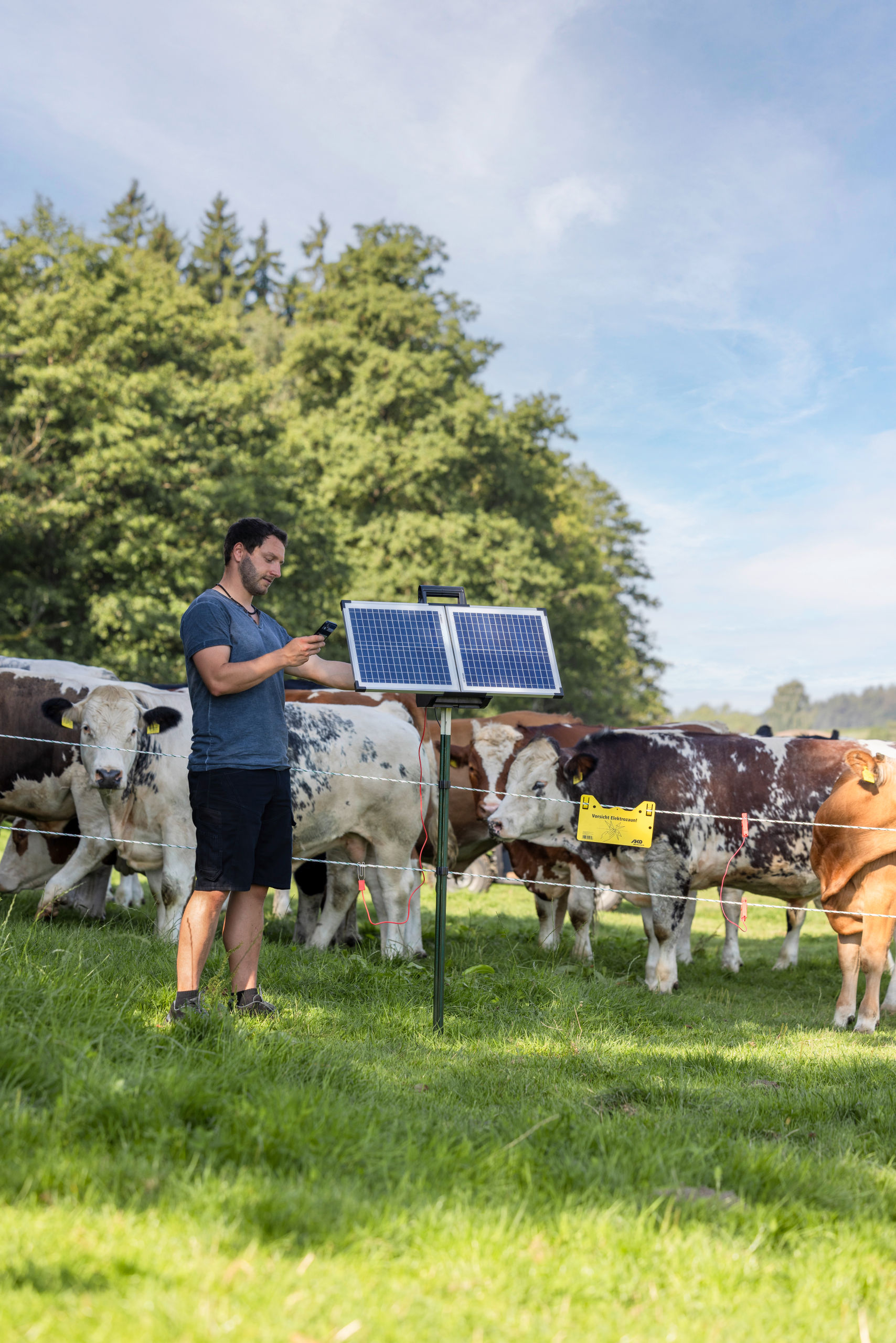 AKO SunPower S2400 Smart 12V Weidezaungerät - AKO 372953 AKO SunPower S2400 Smart 12V Weidezaungerät von AKO 372953