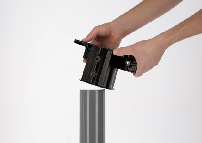 Montageadapter für Flutlichtmasten von Kerbl