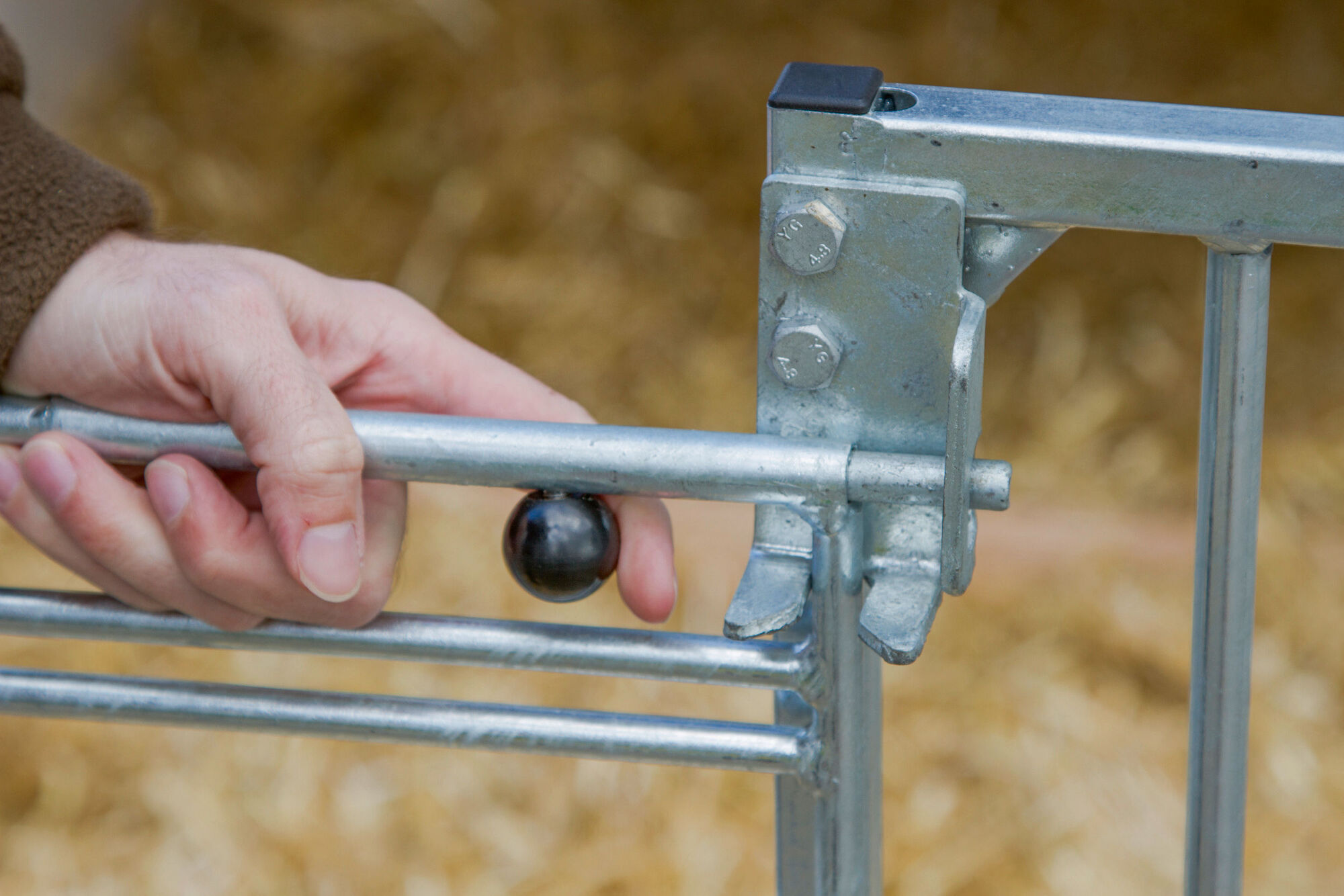 Kälberiglu CalfHouse Master Plus mit schwerer Umzäunung von Kerbl 14485