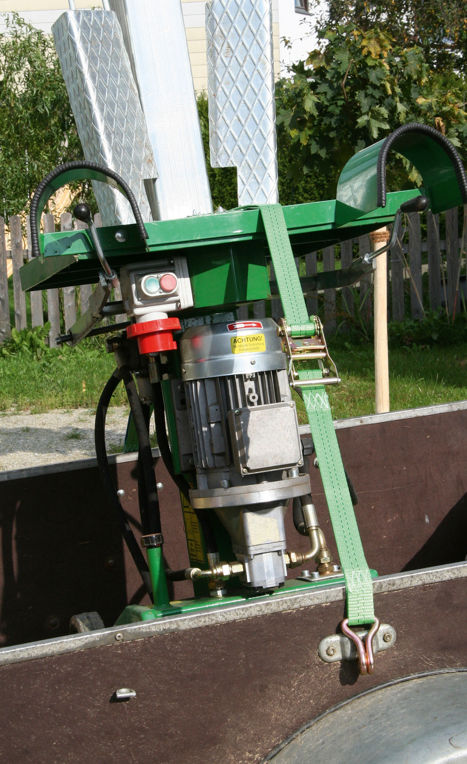 Ratschenzurrgurt mit Spitzhaken - Kerbl Ratschenzurrgurt mit Spitzhaken von Kerbl