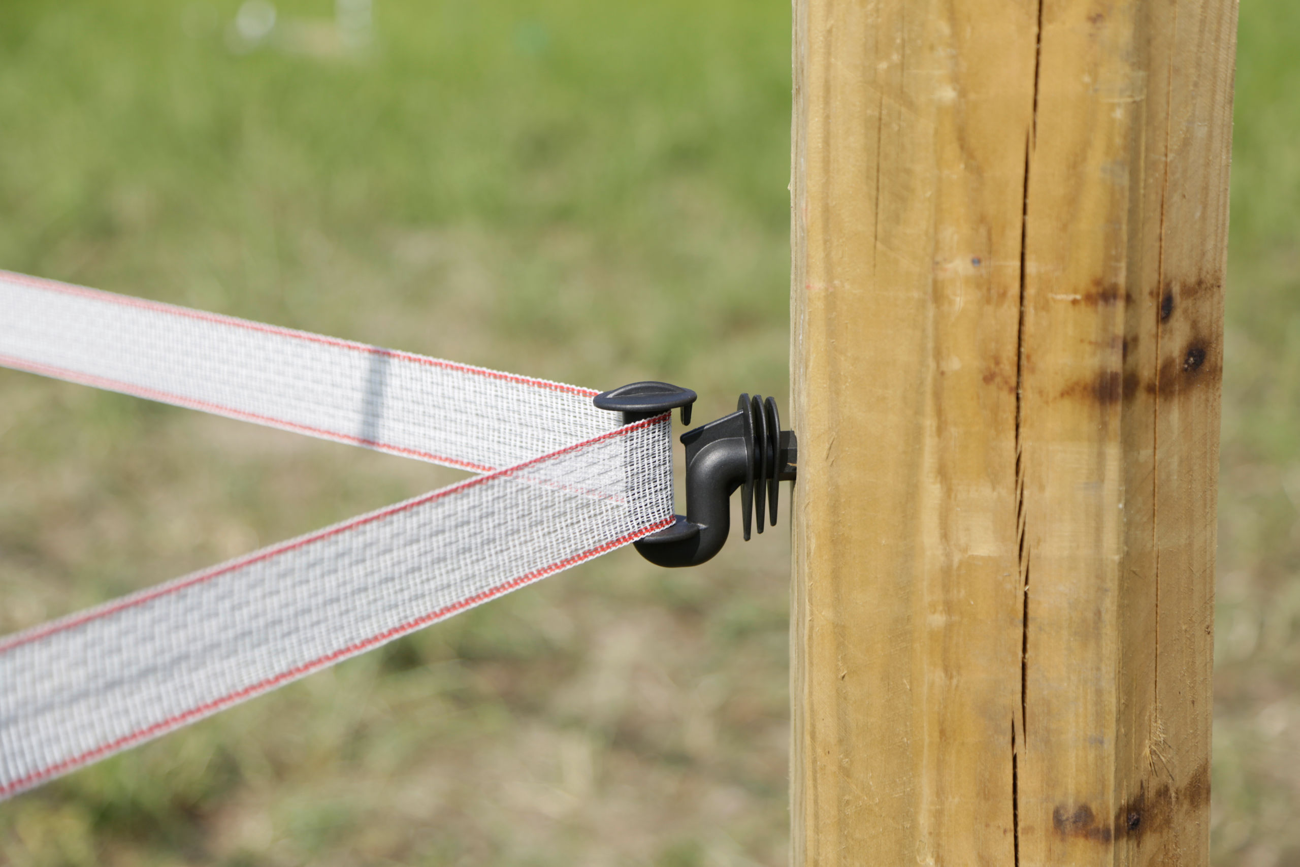 Band-Eckisolator Cavallo 40mm mit Holzgewinde | 10 Stück von AKO 441376